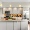 Отель The Elm St Suite - Downtown Condo, фото 11