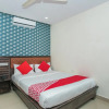 Отель OYO 15632 Mathru Enterprises, фото 5