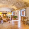 Отель Historical house Mallorca pool wifi aircon/heat sleeps 12-14, фото 2