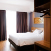 Отель Ayola First Point Hotel Pekanbaru, фото 5