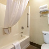 Отель Quality Suites San Antonio Northeast, фото 8