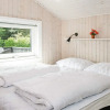 Отель 8 Person Holiday Home in Ebeltoft, фото 9