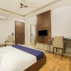Отель SilverKey Executive Stays 29058 Saket, фото 6