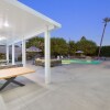 Отель Polo Villa 11 by Avantstay Bright Interior w/ Outdoor Bocce Ball, Pool & Spa 260330 5 Bedrooms, фото 19