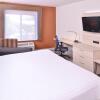 Отель Holiday Inn Express Hotel & Suites San Diego Otay Mesa, an IHG Hotel, фото 3