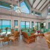 Отель Sunset Point Oceanfront Villa в Провиденшиалсе