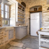 Отель Villa Gaia Syros | 1800's Stone Building, фото 26