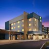 Отель Holiday Inn Express & Suites Portland Airport - Cascade Stn, an IHG Hotel в Портленде