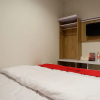 Отель RedDoorz near Sleman City Hall 2, фото 4
