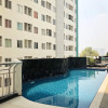 Отель Cozy Studio Apartment at Pavilion Permata, фото 1