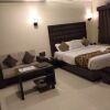 Отель JK Rooms 127 Hotel Parashar Check In, фото 27