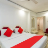 Отель OYO Flagship 140 Amaltas AB Road, фото 4