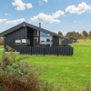 Отель 8 Person Holiday Home in Hjorring, фото 11