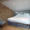 Отель Les Toits du Capitole - Loft de standing 65 m2 - Parking en option, фото 2