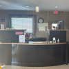 Отель Executive Inn and Suites, фото 2