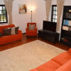 Отель Sleeps22-garden-hottub-pool-barbecue-jacuzzi, фото 2