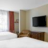 Отель Quality Inn & Suites, фото 13