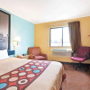 Отель Super 8 by Wyndham Baltimore/Essex Area, фото 2