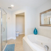 Отель New Listing! 23rd-floor , Stunning Gulf Views 3 Bedroom Condo, фото 4