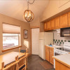 Отель Mt. Oxford Chalet at Creekside Chalets - 2 Br Cabin, фото 3