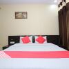 Отель OYO 48533 Hotel Aarna Palace, фото 4
