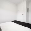 Отель Renovated Takapuna 2BR Apt - Parking, фото 5