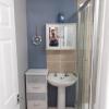 Отель Admirals Apartment sleeps 4 adults 2 children EV Point, фото 2