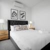 Отель Delightful Townhouse Stay@moonee Ponds + Parking, фото 6