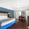 Отель Days Inn by Wyndham Austin/University/Downtown, фото 15