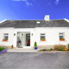 Отель Carraroe Cottage, фото 1