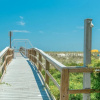 Отель Destin on the Gulf 501 is a Beautiful Gulf Front 5th Floor with Free Beach Service by RedAwning, фото 1