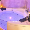 Отель COSY & SPA Appartement luxe JACUZZI 