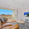 Отель Newcastle Executive Homes - Oceanview Terrace, фото 5