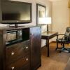Отель Comfort Inn & Suites, фото 3