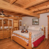 Отель Smoky Bear Lodge with Guest House, фото 3