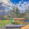 Отель Gatlinburg Mountain-view Cabin: 5 Mi to Downtown, фото 14