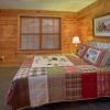 Отель Moonshiners View in Sevierville, фото 10
