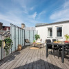 Отель Sanders Leaves - Precious 2-bdr Apt With City View, фото 13