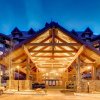 Отель Luxury 1 Bedroom Ski in, Ski out One Ski Hill Residence Located at the Base of Peak 8 with Bowling A, фото 13