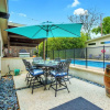 Отель Large Luxury Home W/pool, Hot-tub, Grill/bar, &cin, фото 14