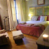 Отель Villa de 5 chambres avec piscine privee jardin clos et wifi a Arles, фото 3