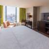 Отель Hampton Inn & Suites Washington DC-Navy Yard, фото 2