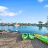 Отель Lakefront Oasis, фото 21
