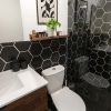 Отель DeBlox living - Alhambra Apartments, фото 18