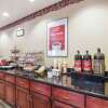 Отель Econo Lodge Inn and Suites, фото 27