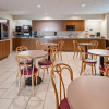 Отель Charlevoix Inn & Suites SureStay Collection by Best Western, фото 19