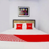 Отель OYO 90237 Ar 20 Guest House Syariah, фото 21