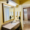 Отель Econo Lodge Del Rio, фото 9