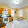 Отель Spacious 2bd/1ba | Ashmont+Parking | 3D TOUR, фото 2