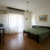 Отель Room in Holiday House - Double Twin Room With Balcony Pool View, фото 3